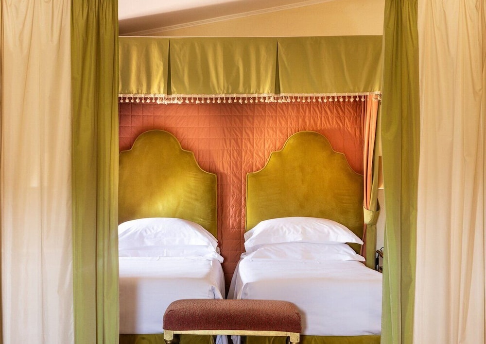 Tower Room photo 3