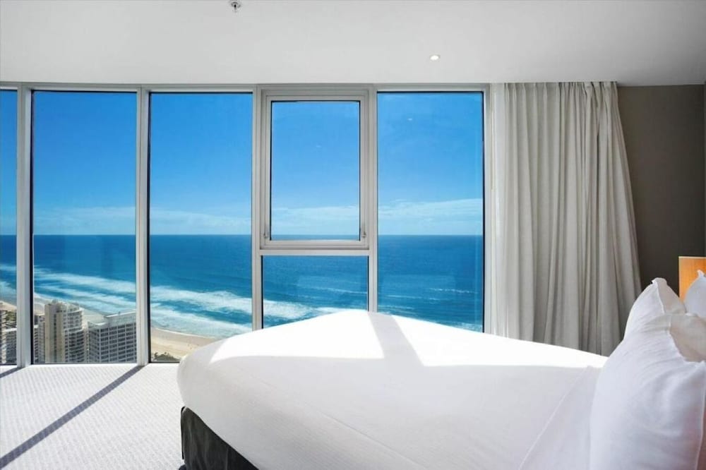 Superior Apartment, Beach View photo 1