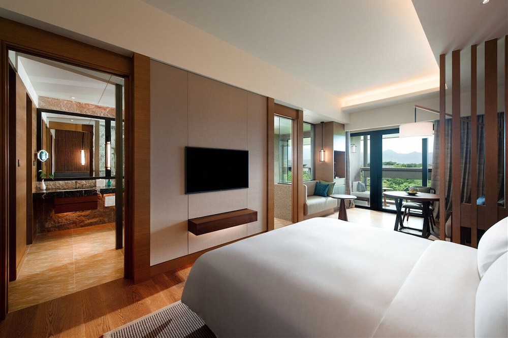 Qingyuan Suite