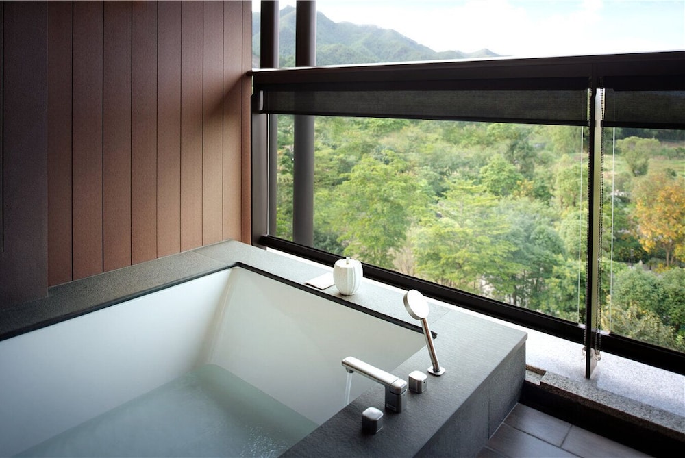 Premier Room