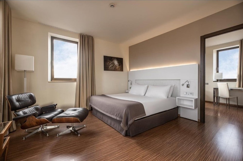 Premium Double Room - Photo 1