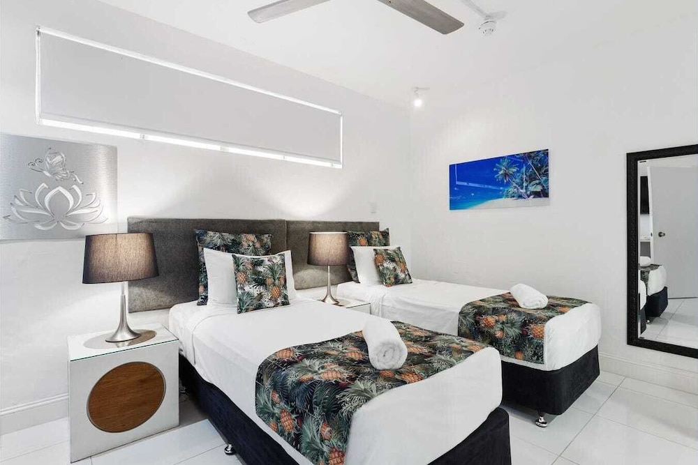Sun Lotus Family Suite photo 3