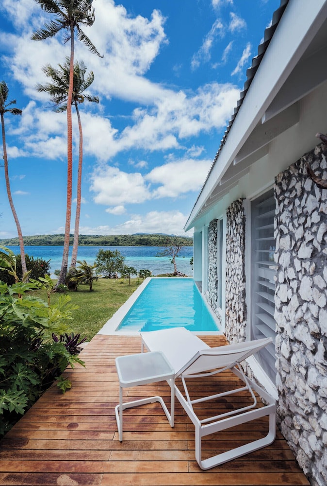 Beachfront Lap Pool Villa