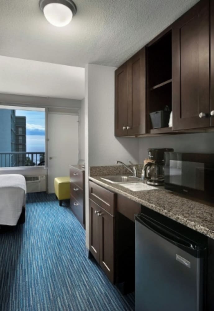Dunes Pool View Mini Suite photo 2