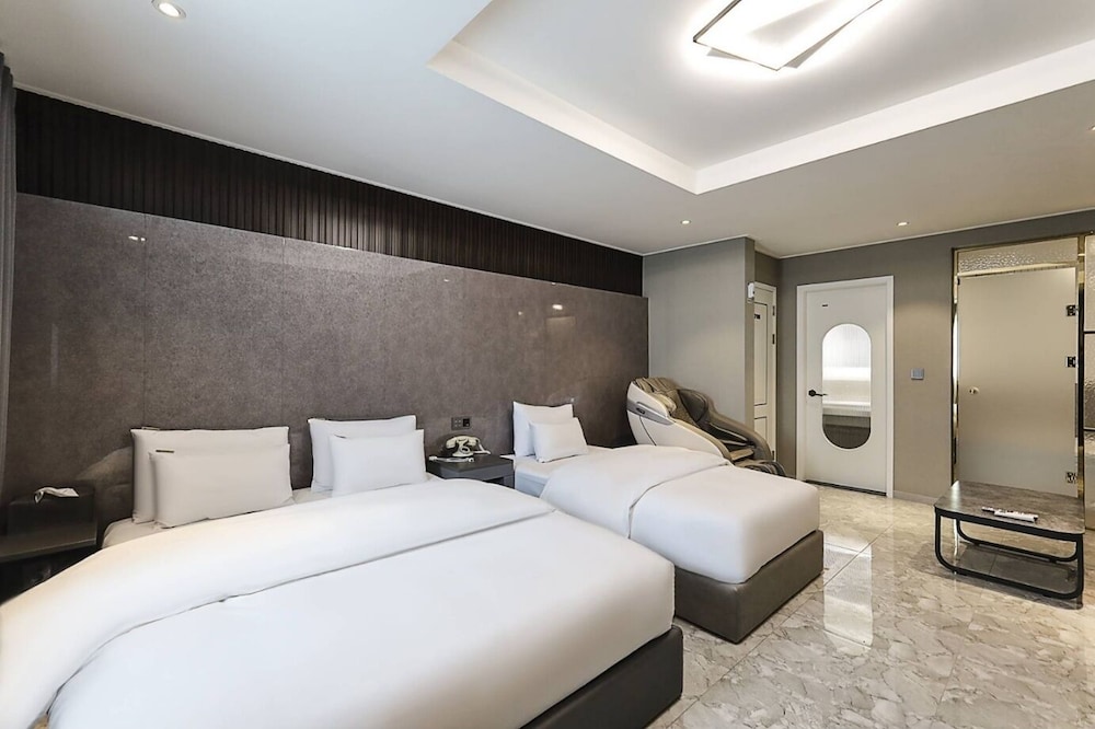 Luxury Room photo 1