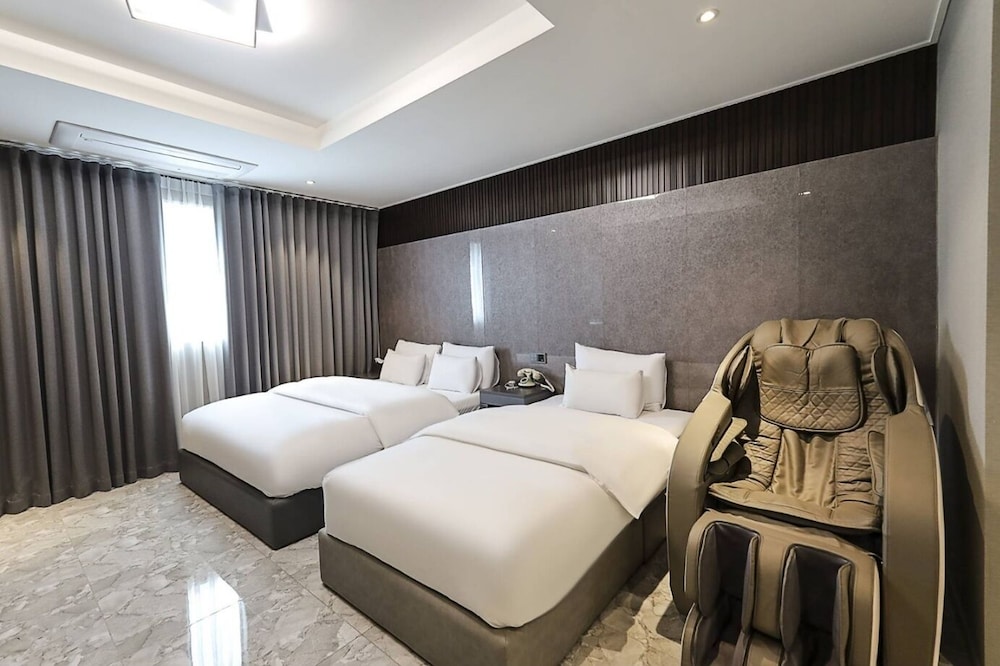 Luxury Room photo 2