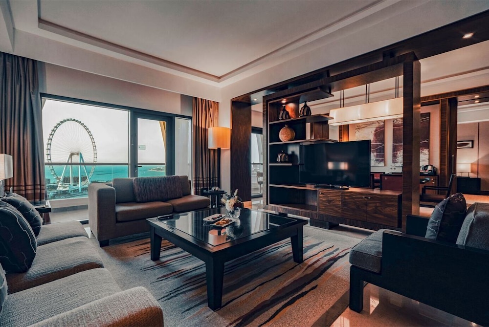 Suite, 2 Bedrooms, Balcony, Sea View (Sea Front Lounge Access)