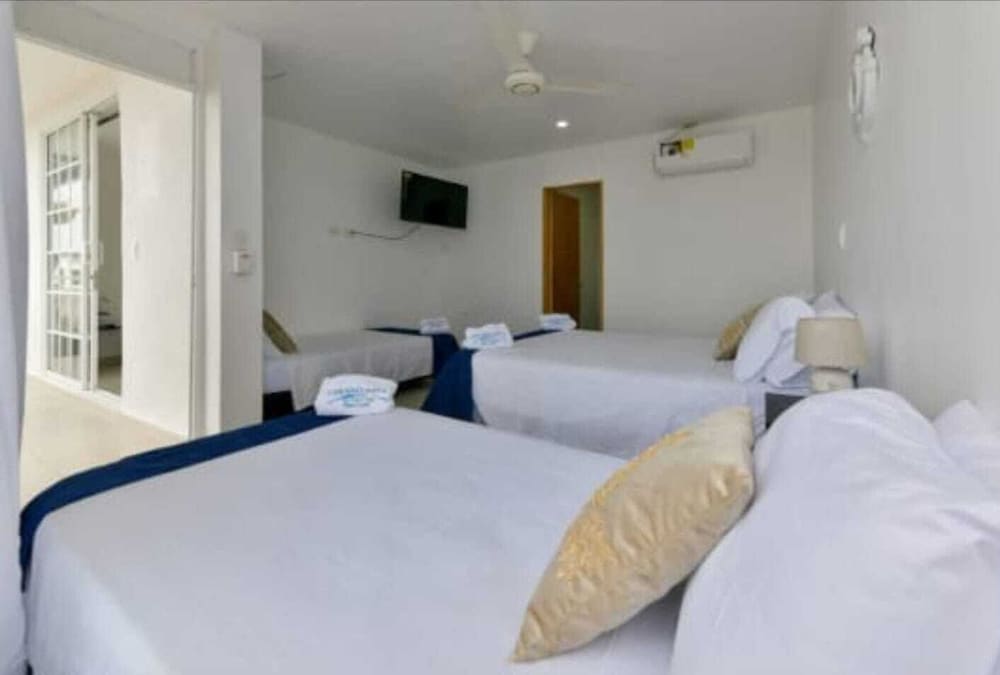 Comfort Quadruple Room, Non Smoking, Private Bathroom