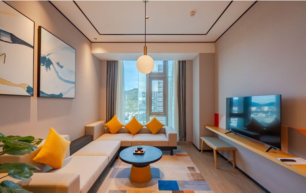 Business Suite, 1 King Bed