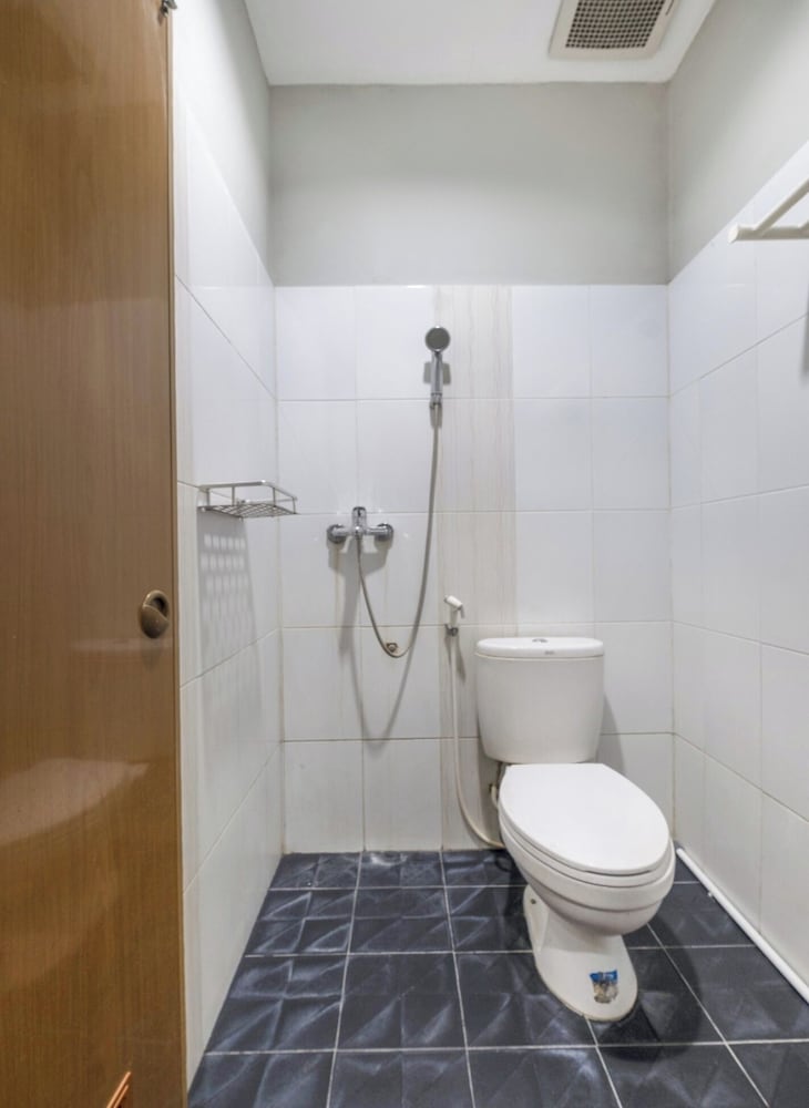 Standard Double Room - Photo 5