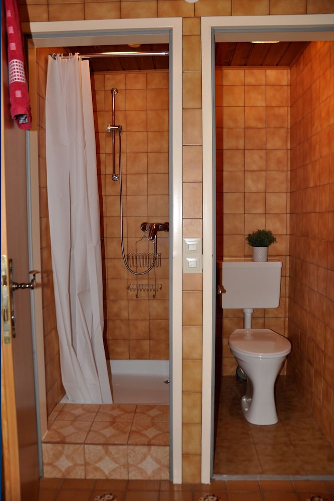 Classic Double Room, Balcony, Mountain View photo 2