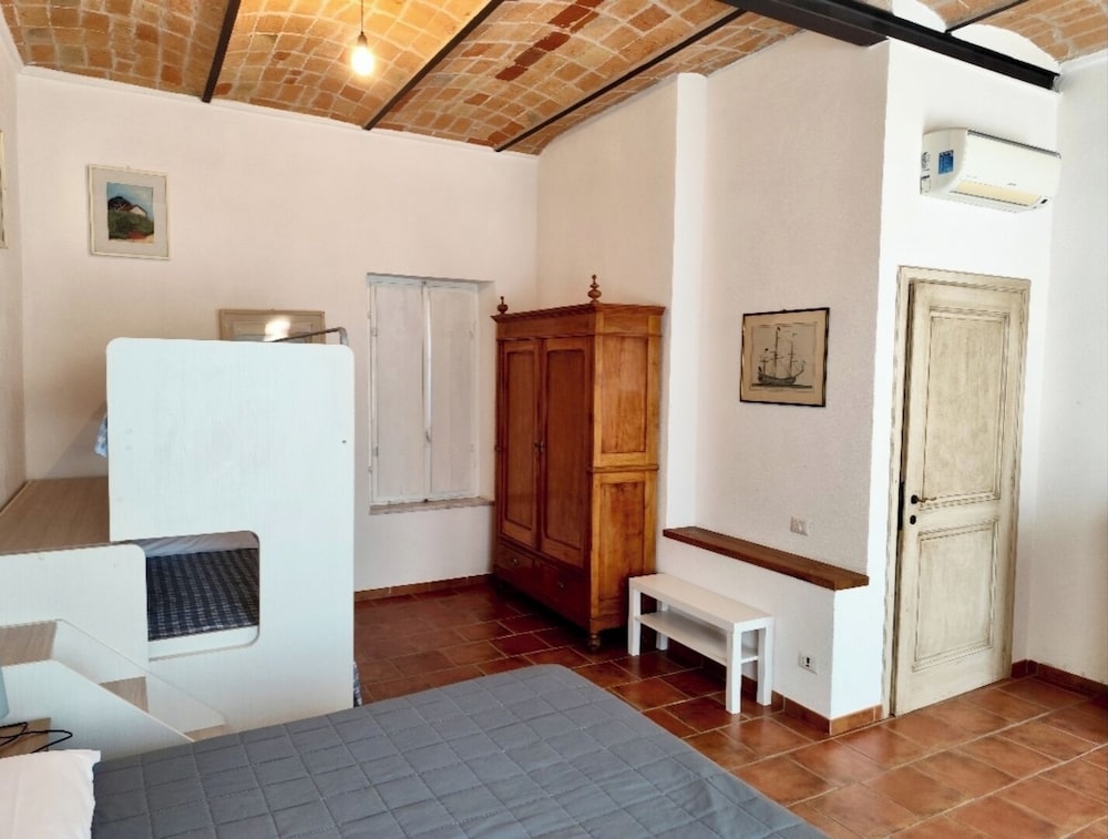 Family Quadruple Room, Garden View - Photo 2