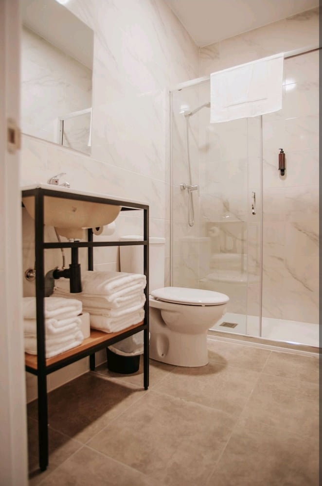Standard Studio, 1 Double Bed with Sofa bed, Non Smoking, Kitchenette photo 2