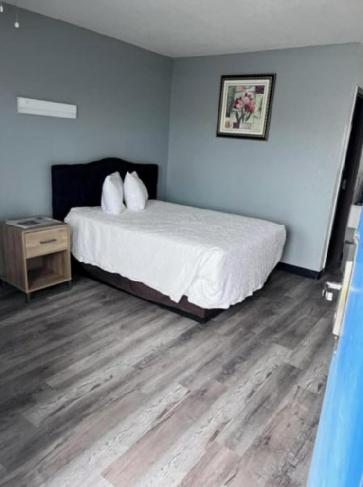 Room, 1 Queen Bed, Non Smoking photo 1