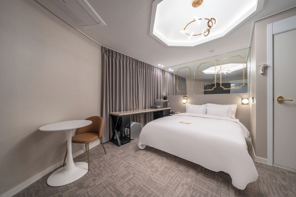 Superior Room - Photo 3