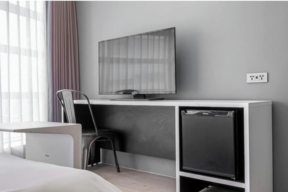 Deluxe Double Room, City View