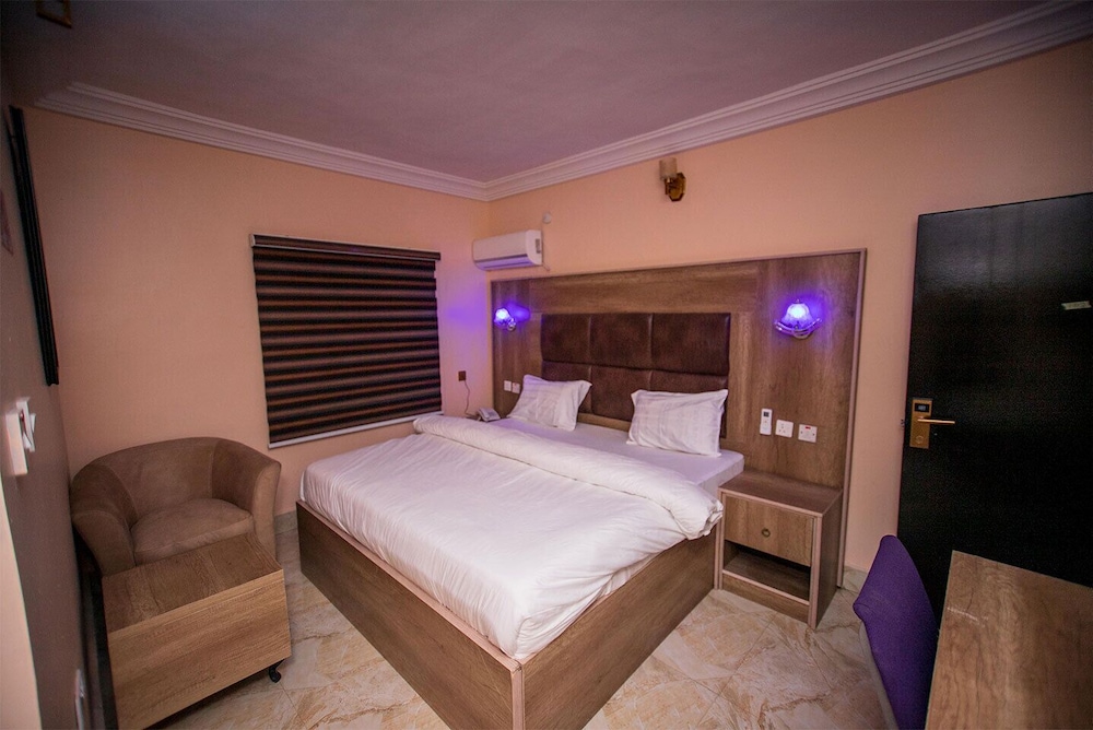 Standard Room, 1 Large Twin Bed
