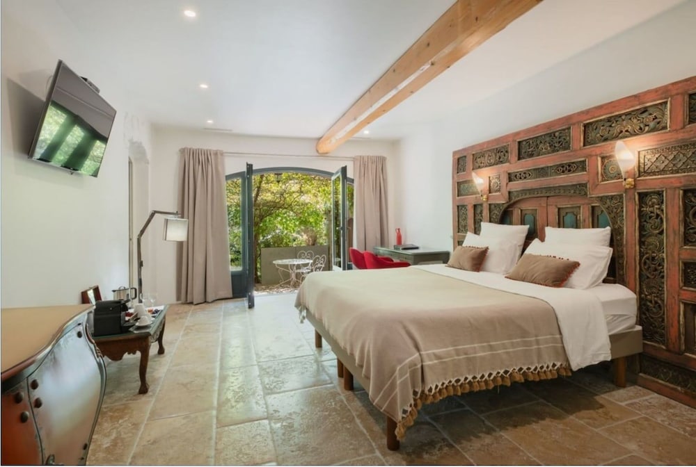 Luxury Room, Patio, Garden View