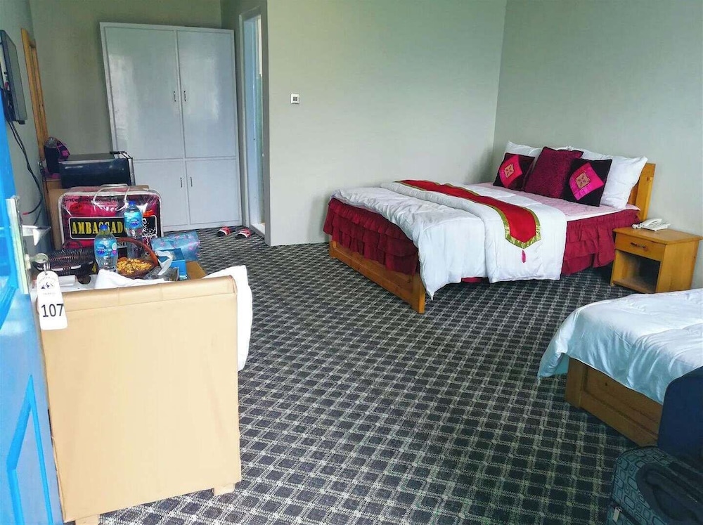 Deluxe Triple Room, 1 Large Twin Bed, Non Smoking