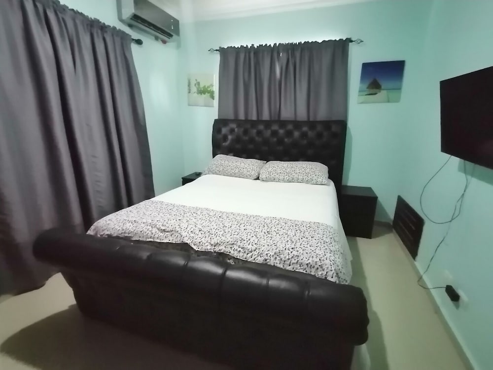 Exclusive Apartment, 2 Bedrooms, Patio, Ground Floor photo 1