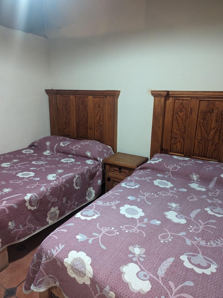 Standard Room, 2 Double Beds photo 1