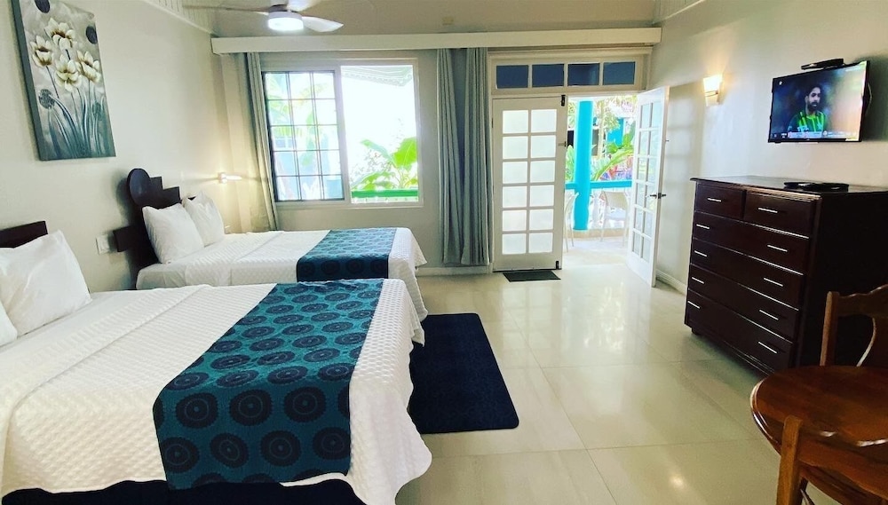 Standard Room, 2 Double Beds, Beachside