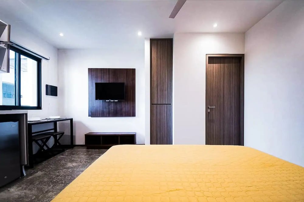 Traditional Apartment, City View