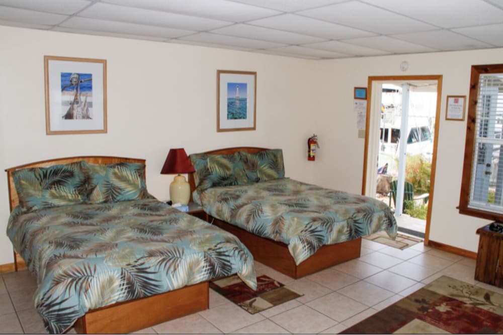 Standard Room, 1 Bedroom, Non Smoking, Private Bathroom (Room 4) photo 1