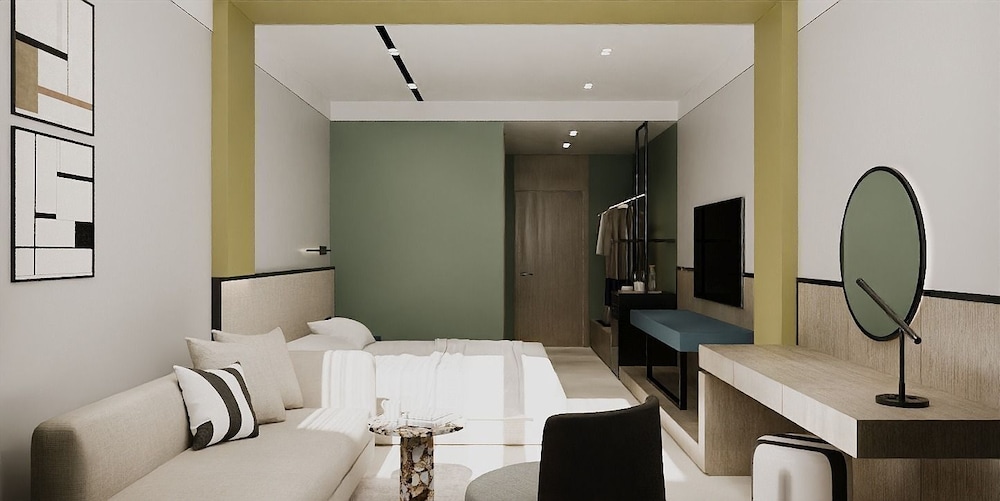 Deluxe Suite, Balcony