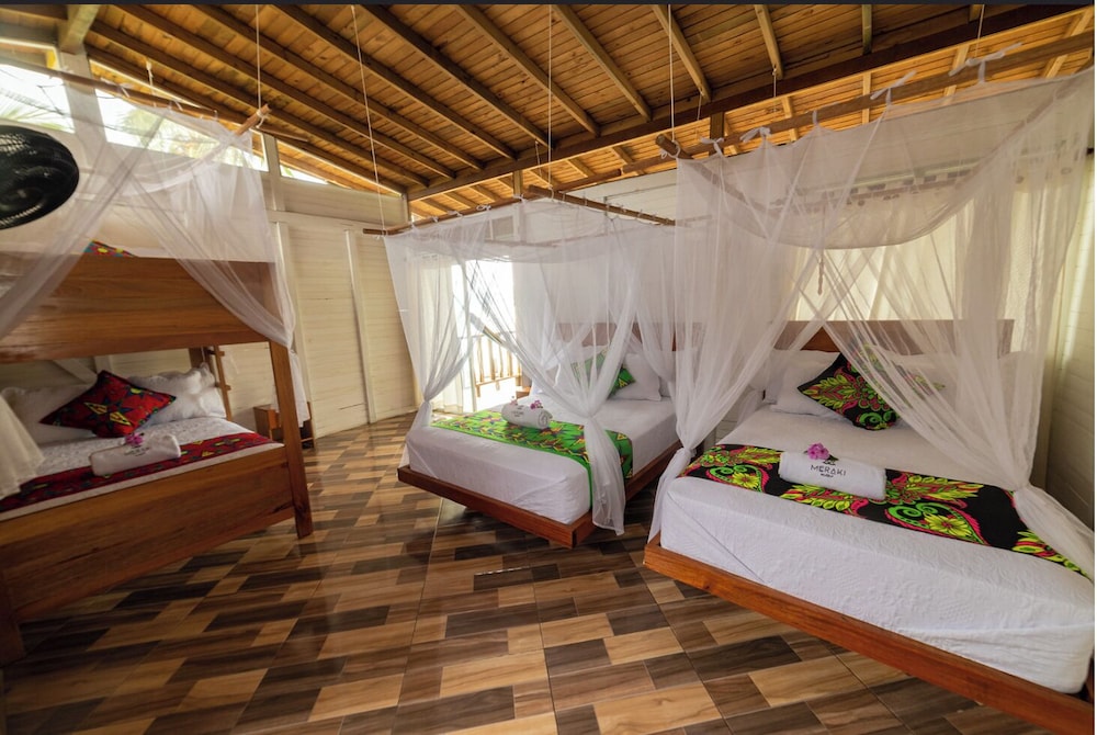 Family Room, Multiple Beds