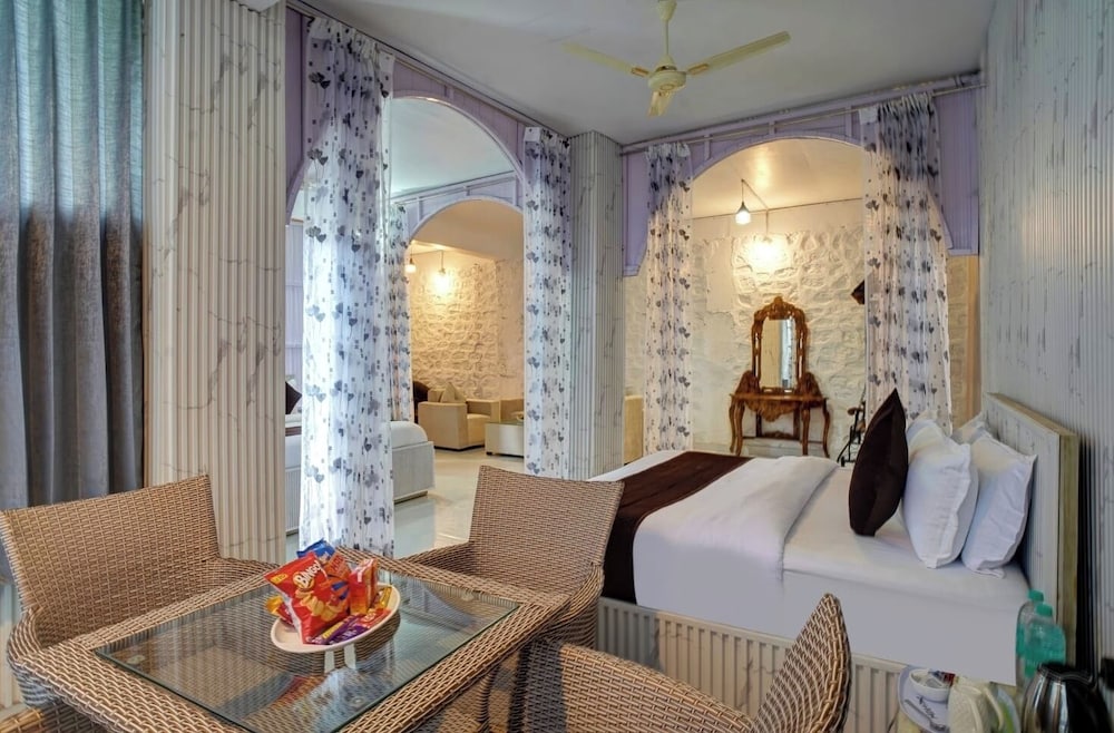 Superior Triple Room photo 2