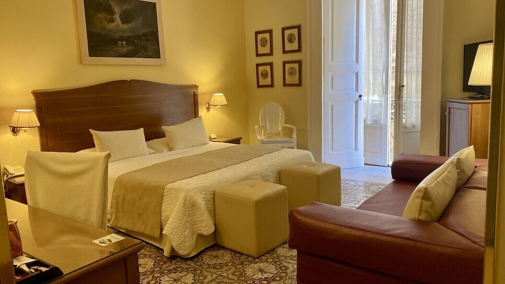 Junior Suite - Photo 1