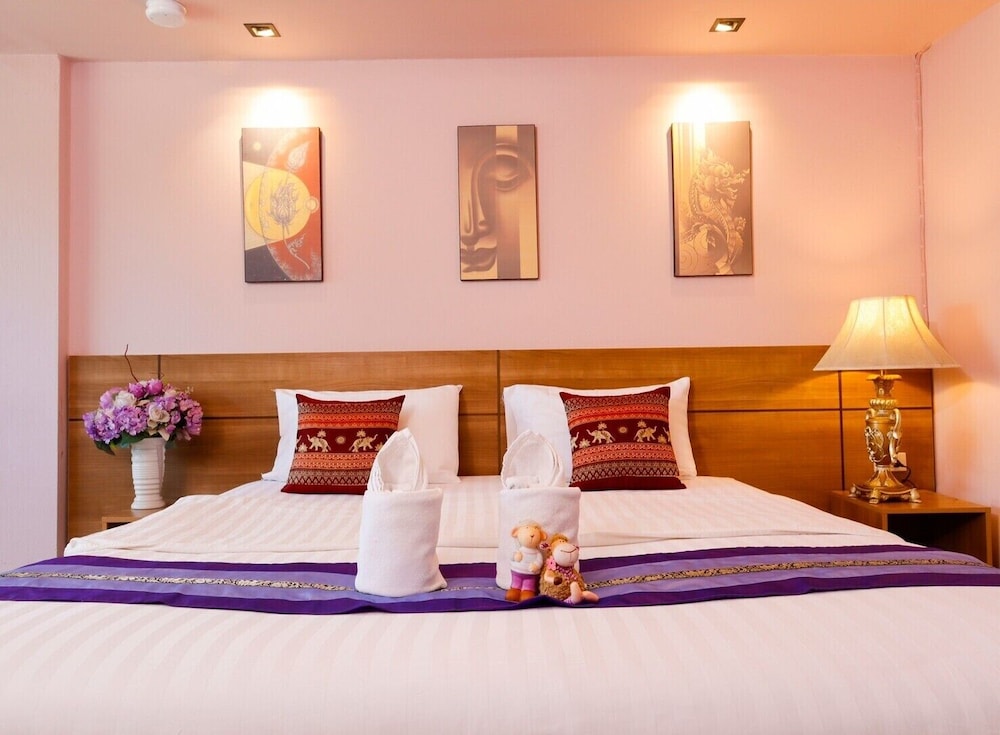 Deluxe Double Room photo 3
