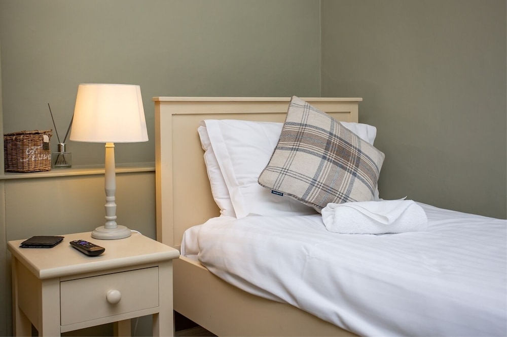 Single Room photo 1