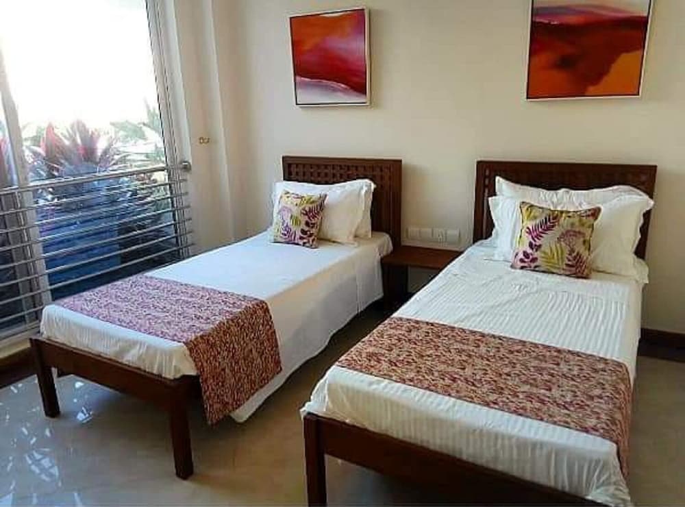 Deluxe Apartment, 2 Bedrooms, Balcony, Ocean View - Photo 2
