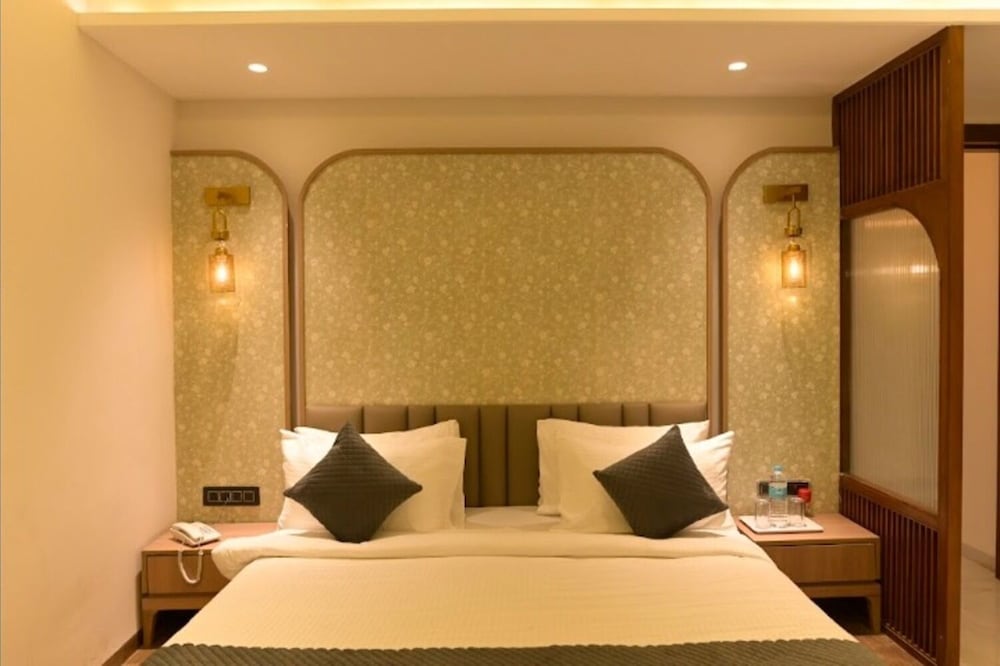 Luxury Twin Room