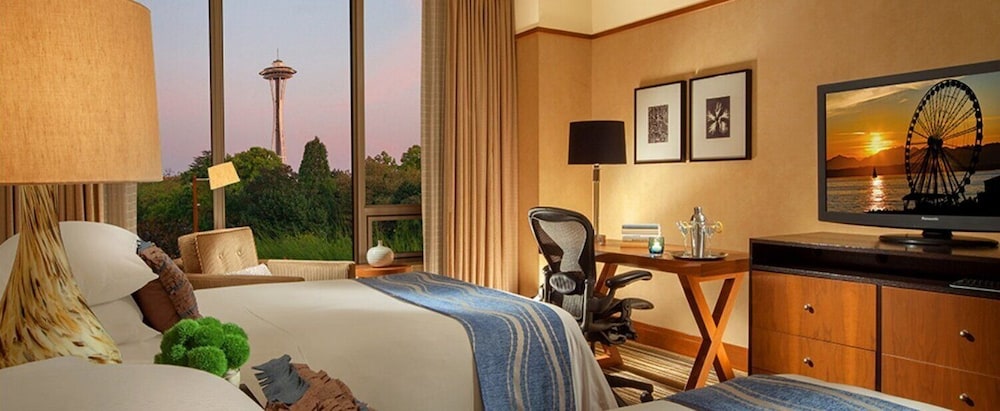 Premium Room, 2 Double Beds (Space Needle View)