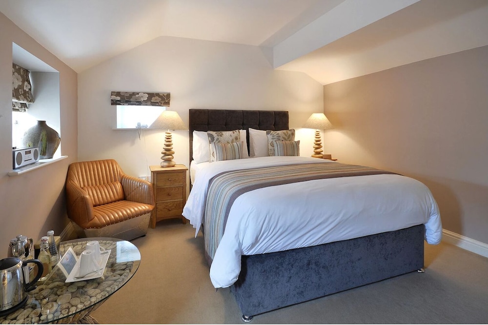 Deluxe Double Room, Ensuite photo 2