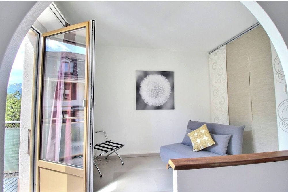 Standard and Rustic Room - detached from the Villa photo 2