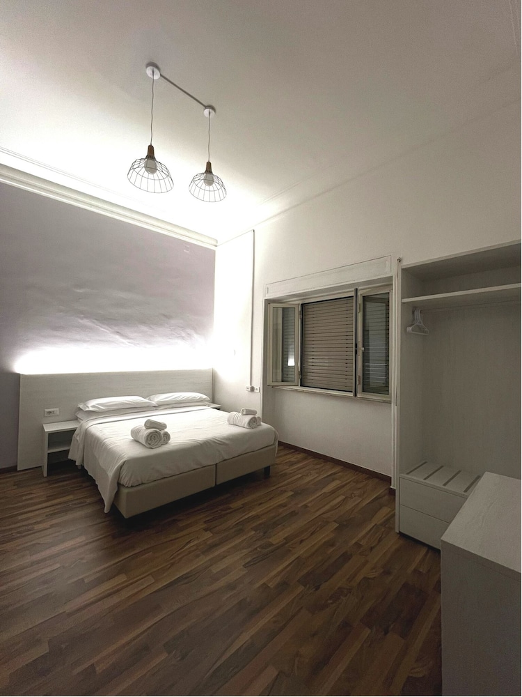 Standard Double Room, Garden View