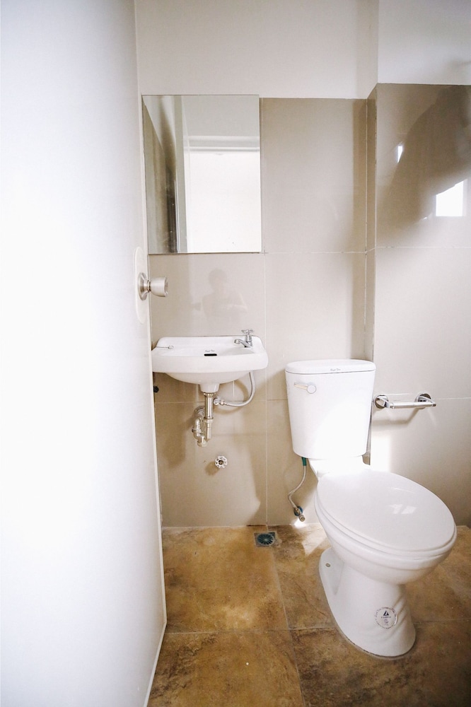 Standard Twin Room photo 3