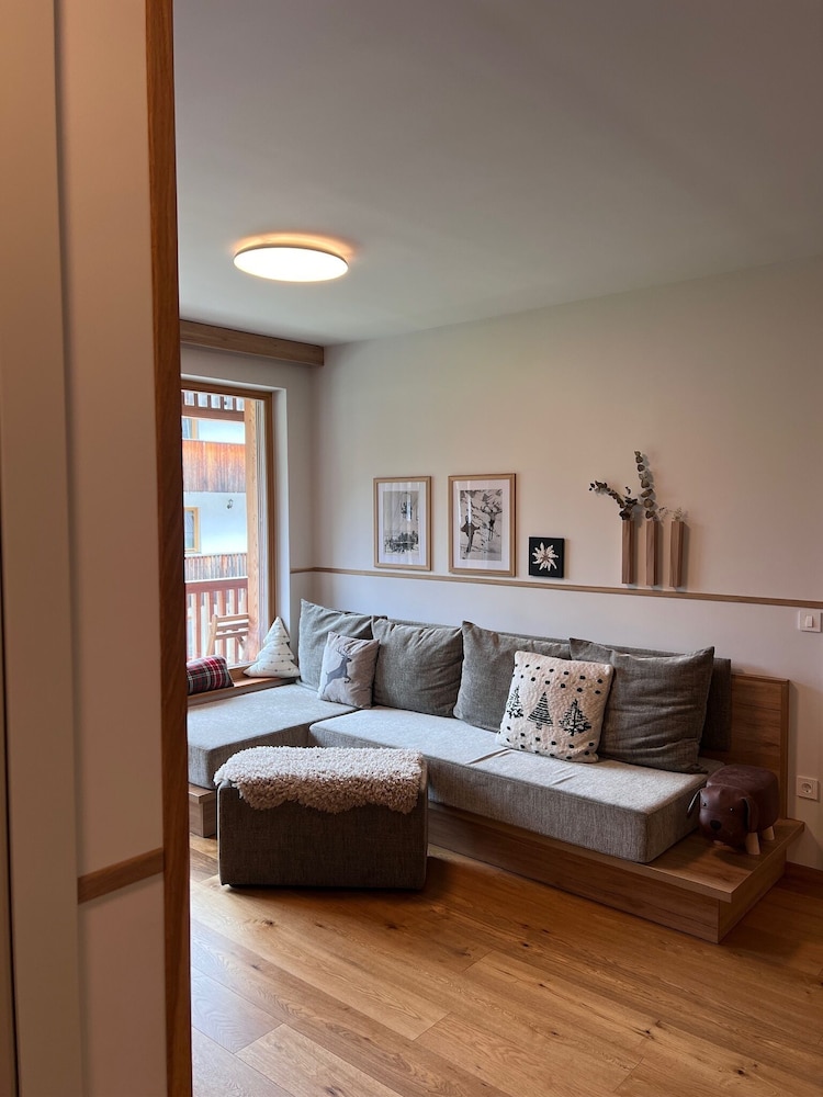 Superior Apartment, 2 Bedrooms, Balcony, Garden View photo 3