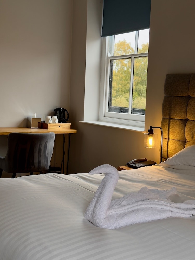 Comfort Double Room, Ensuite (River View) photo 2