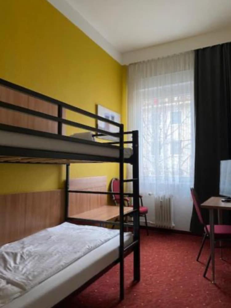 Superior Double or Twin Room, 1 Double Bed, Non Smoking, City View photo 2