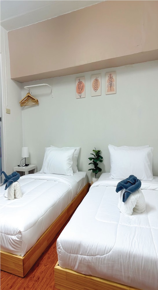 Standard Twin Room photo 2