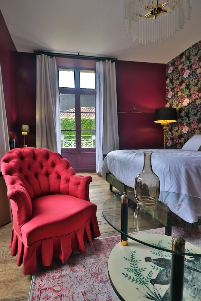 Double or Twin Room, Private Bathroom (La25)