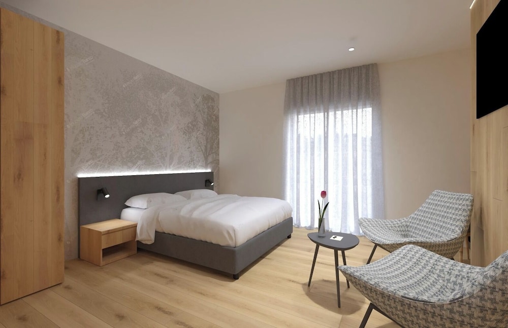 Deluxe Double Or Twin Room, Balcony, Mountain View