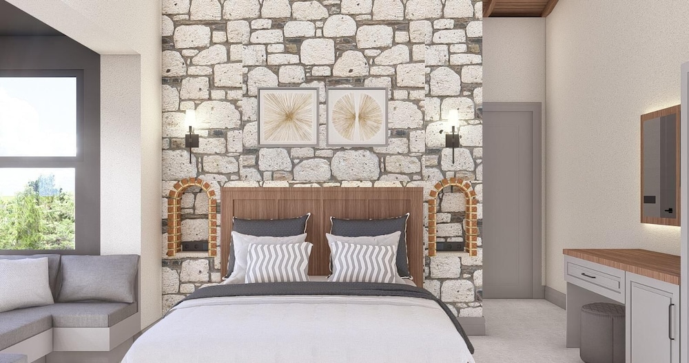 Deluxe Double Room, Patio, Pool View