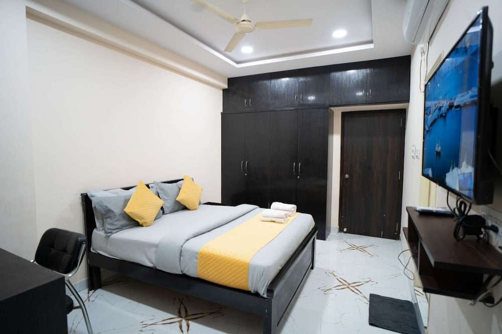 Premier Room