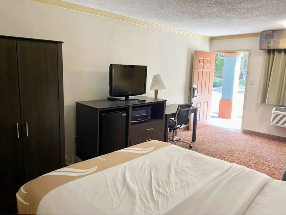 Basic Room photo 1